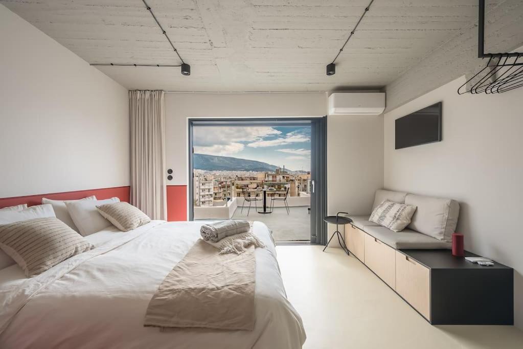 City-view Penthouse At Panormou Apartment *